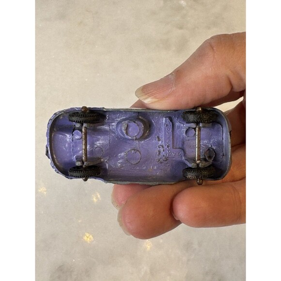 Vintage Tootsie Toy Jaguar Race Car Purple Diecast Made in USA - Picture 5 of 12